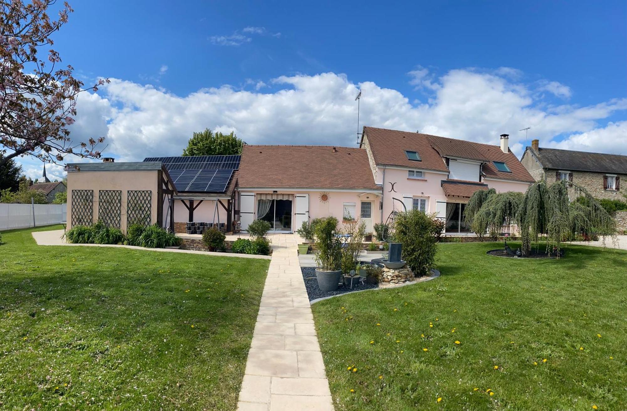 Une Parenthese Fleurie La Heuniere Exterior foto